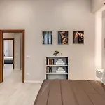 Pretorius Charming New Apt