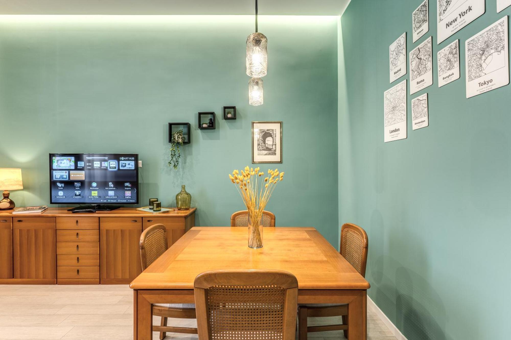 Apartment Pretorius Charming New