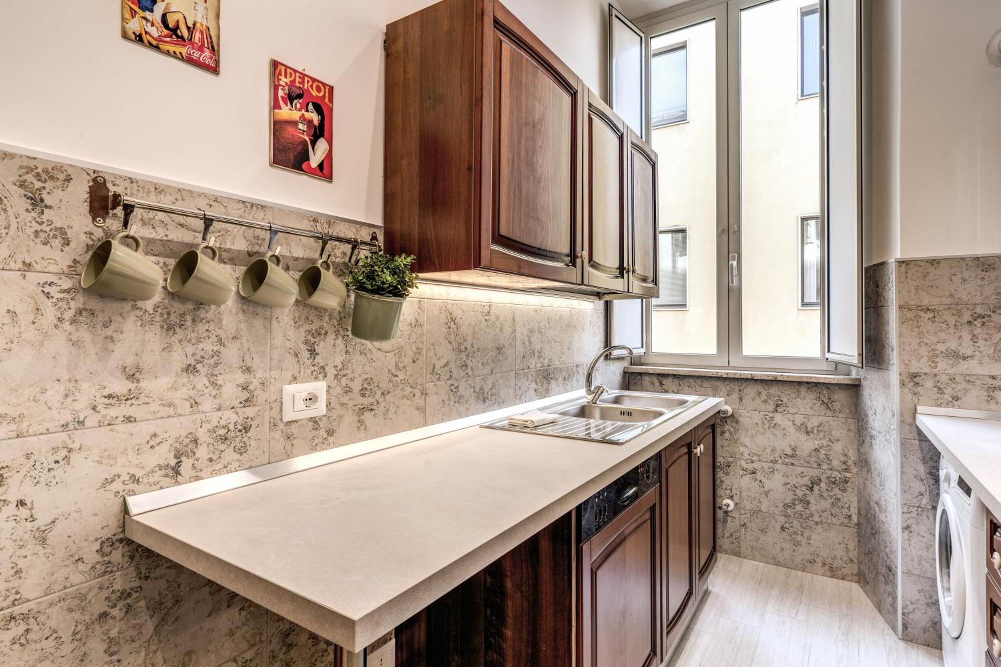 Apartment Pretorius Charming New